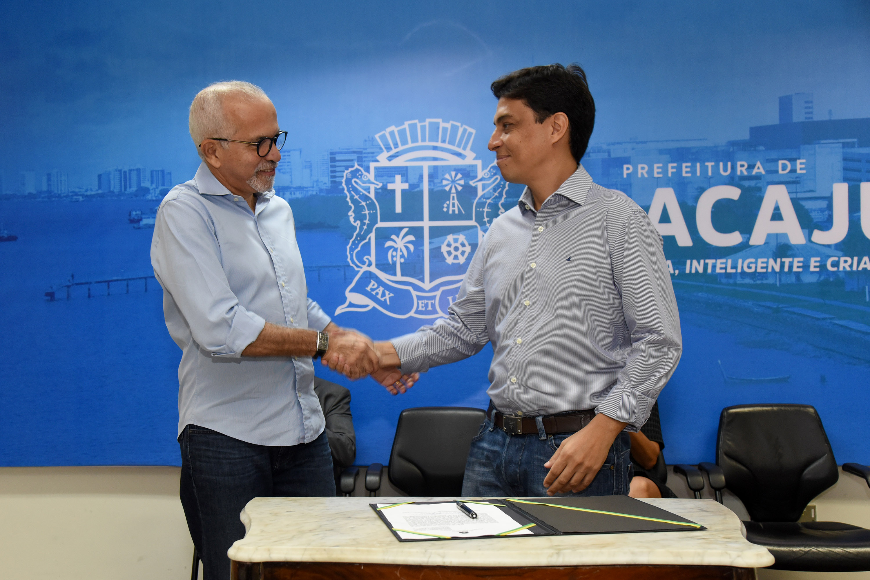 Edvaldo efetiva Renato Telles na Superintendência de Transporte e Trânsito de Aracaju - SMTT Aracaju